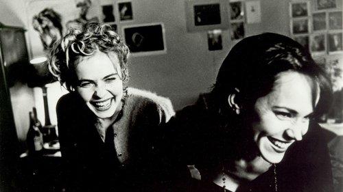 Love and Other Catastrophes filmas žiurėti online