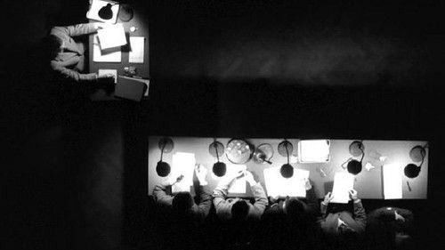 The Parallel Street filmas žiurėti online