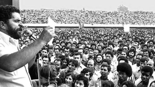 Linha de Montagem filmas žiurėti online