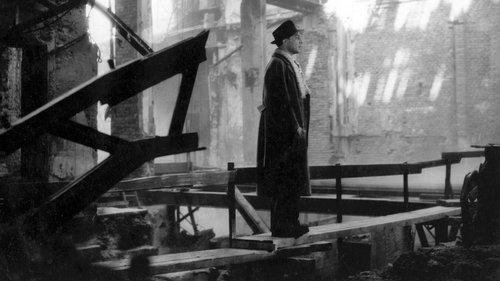 Between Yesterday and Tomorrow filmas žiurėti online