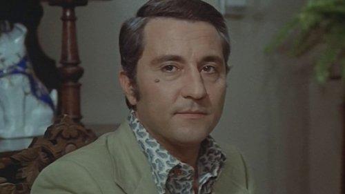 La governante filmas žiurėti online