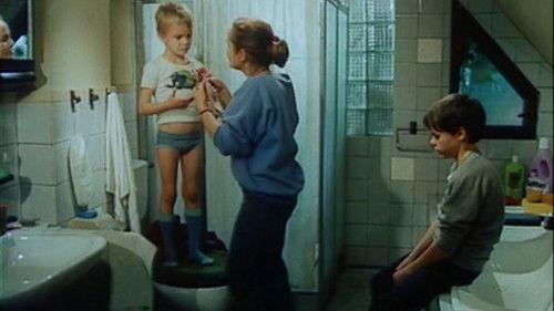 Jonny Comes filmas žiurėti online