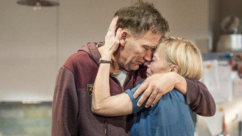 National Theatre Live: End filmas žiurėti online