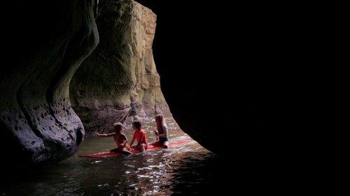 The Island of Lost Girls filmas žiurėti online