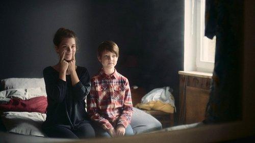 Zwischen uns filmas žiurėti online