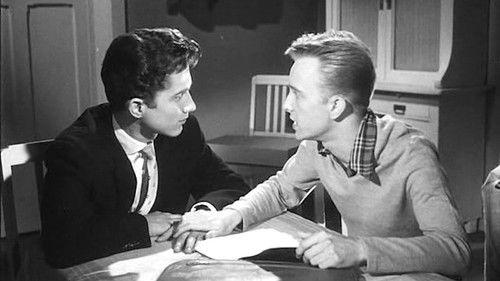 Anders als du und ich (§ 175) filmas žiurėti online