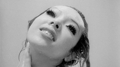 Funeral Parade of Roses filmas žiurėti online