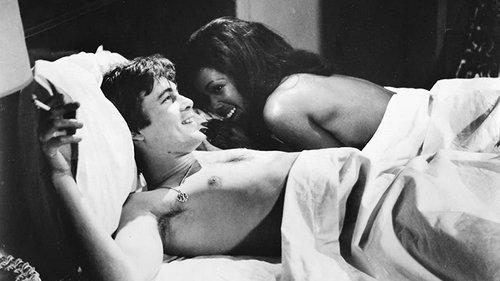 Three in the Attic filmas žiurėti online