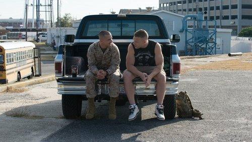 Man Down filmas žiurėti online