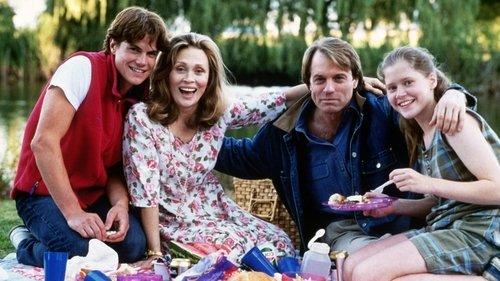 A Family Divided filmas žiurėti online