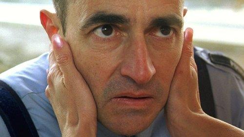 Locked Out filmas žiurėti online