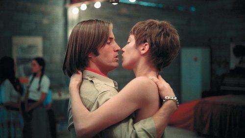 Je t'aime moi non plus filmas žiurėti online