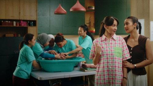 Agensi Rumah Tangga filmas žiurėti online