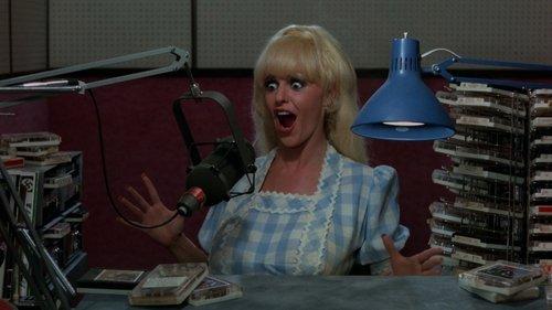 Beneath the Valley of the Ultra-Vixens filmas žiurėti online