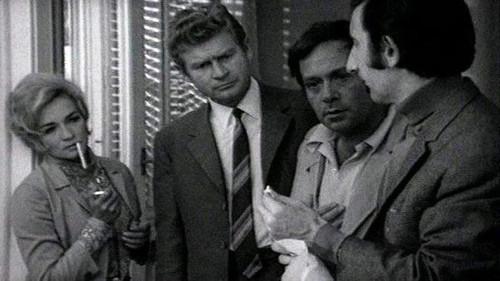 The Murderer is in the House filmas žiurėti online