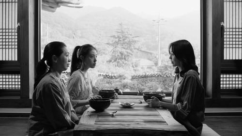 Shape of Tulip filmas žiurėti online