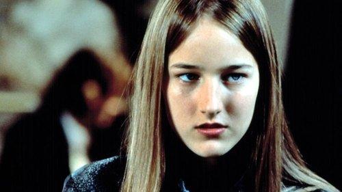 A Soldier's Daughter Never Cries filmas žiurėti online