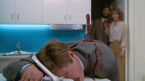 Somebody Killed Her Husband filmas žiurėti online