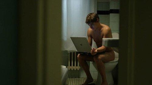 To Sleep Next to Her filmas žiurėti online