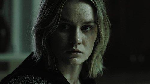 Mergaitė kuri pabėgo filmas žiurėti online